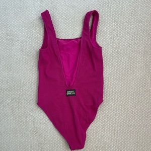 Daily Drills Wavy One Piece, pink, size large, never worn!!
